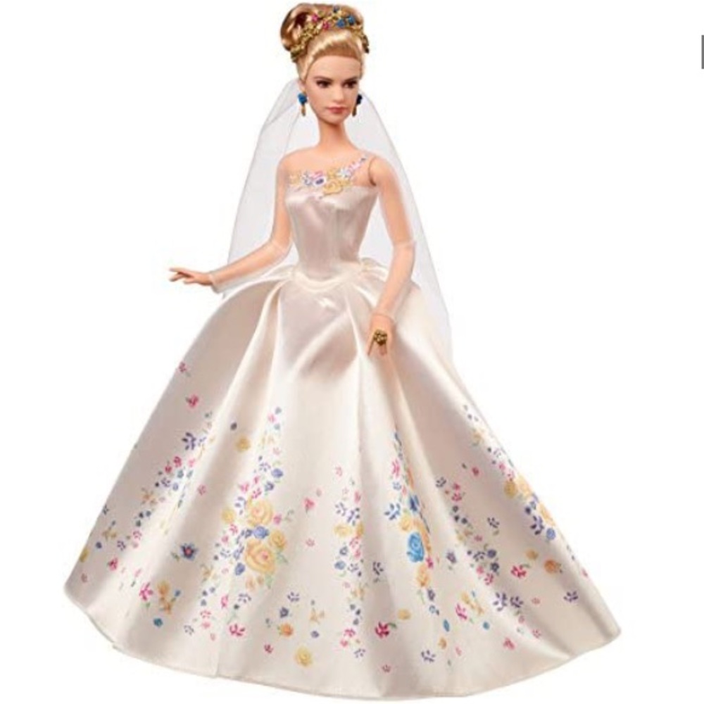 Live Action Cinderella Doll!